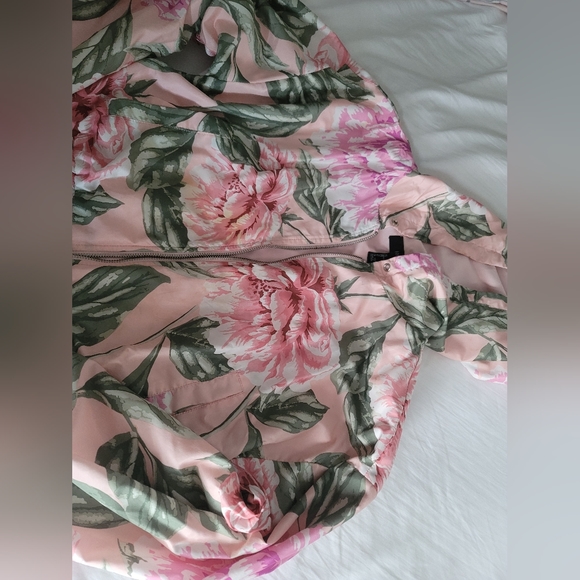 Floral lightweight Windbreaker jacket - Picture 4 of 4